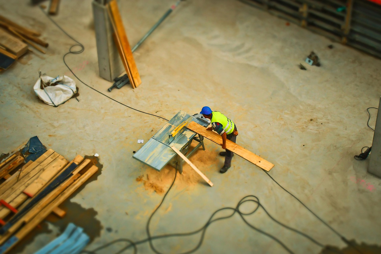 Obras, reformas, engenharia, construção residencial, construção comercial, projetos arquitetônicos, gerenciamento de obras, consultoria em engenharia, laudos técnicos, avaliação de imóveis, adequação de ambientes, acessibilidade, segurança, Cuiabá, Várzea Grande, Mato Grosso.
